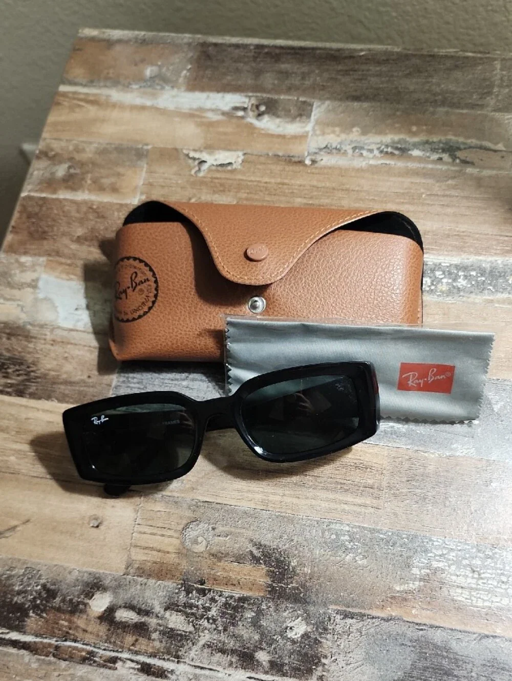 Ray-Ban Kilian Black Rectangular Sunglasses with Dark Green Lenses